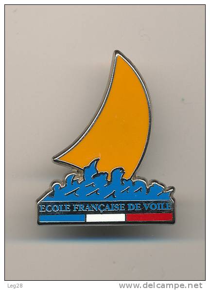 ECOLE DE VOILE FRANCAISE - Voile