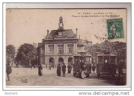 75 PARIS - La Mairie Du XXe - Place Et Avenue Gambetta à La Rue Belgrand - Animé Station D'autobus Parisien - Paris (20)