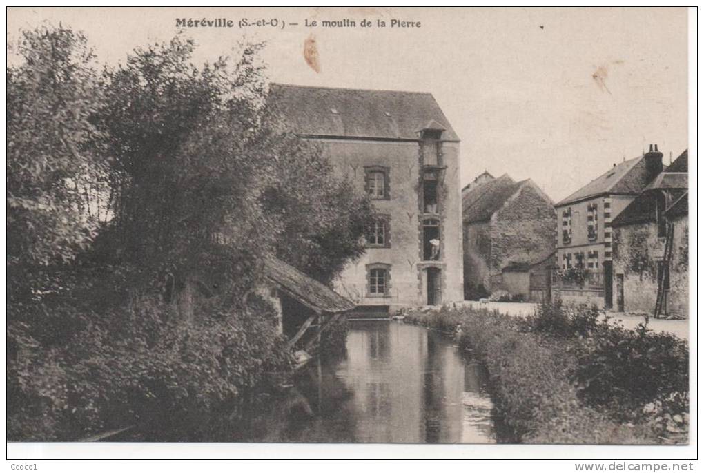 MEREVILLE  LE MOULIN DE LA PIERRE - Mereville