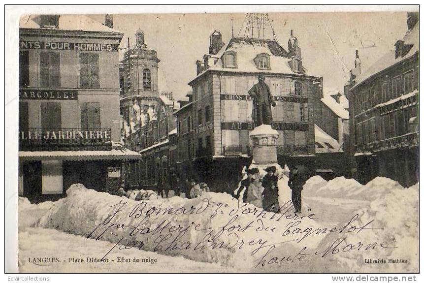 Langres  52   Neige Place Diderot  (voir Scan) - Langres