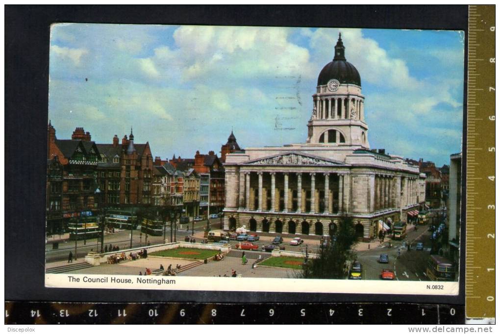 D2389 The Council House, Notthingham - UK - 1972 Timbre: Remember To Use Post Code- Auto Car Voitures/dennis Productions - Nottingham