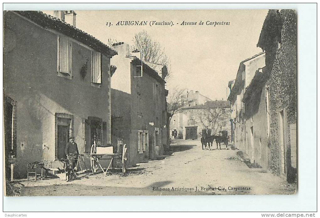 AUBIGNAN : Avenue De Carpentras. 2 Scans. Edition Brun - Autres & Non Classés