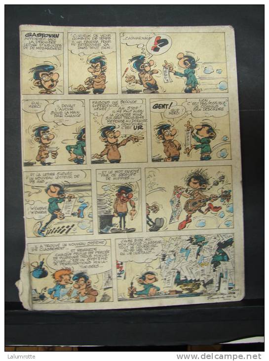 BuAut. 19. Ancien Petit Classeur Avec Dessin De Gaston Lagaffe - Autres & Non Classés