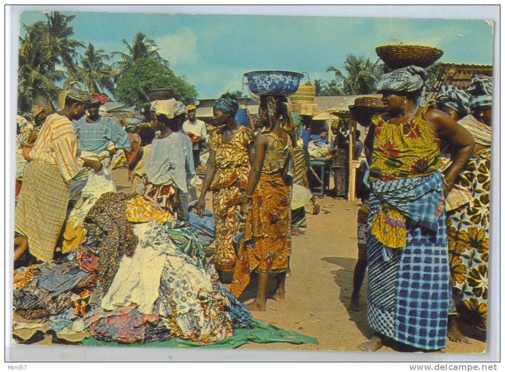C.P.M. BENIN - Marché Africain - Benin