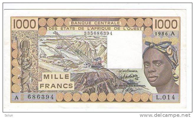 COTE D`IVOIRE   IVORY COAST   WEST AFRICAN STATES  1000  FRANCS    1986  BANKNOTE  P-107Ah - Costa D'Avorio