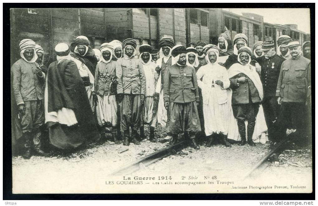 CPA. La Guerre 1914.  Toulouse. LES GOUMIERS. Les Caïds Accompagnant Les Troupes. - Guerre 1914-18