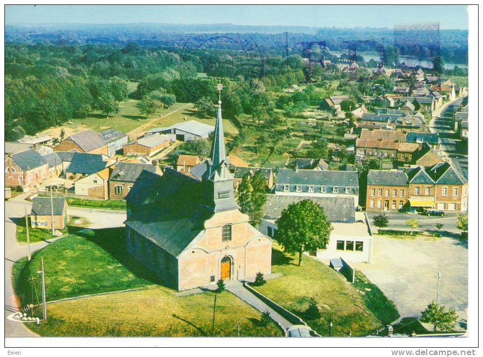 Boué. Vue Aérienne. - Autres & Non Classés