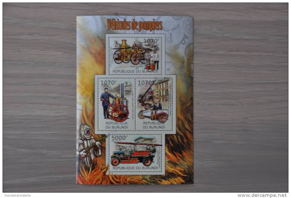 M1 - 63 ++ BURUNDI BRANDWEER FIRE FIGHTING VEHICLES DE POMPIERS FUERWAGEN  MNH ** - Ungebraucht