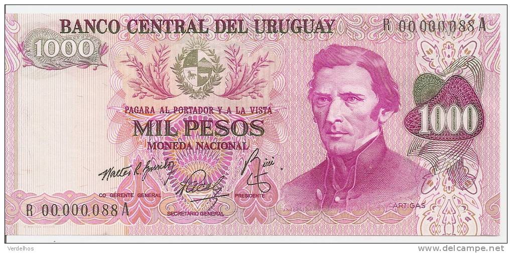 URUGUAY 1000  PESOS  ND1974 UNC P 52 - Uruguay