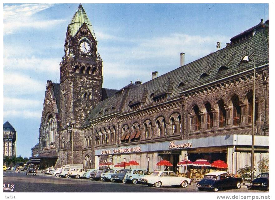 Metz,La Gare,Brasserie,Véhicules, - Metz