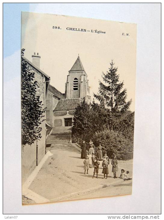 Carte Postale Ancienne : CHELLES : L'Eglise , Animé - Chelles