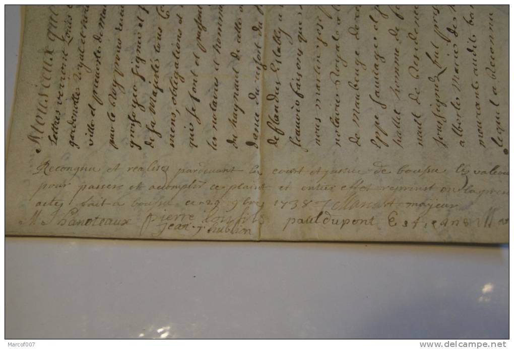 MANUSCRIT SUR  PARCHEMIN 4 PAGES -  1738 MAUBEUGE ...+ SEAU EMBALLE A VOIR - Manuscrits