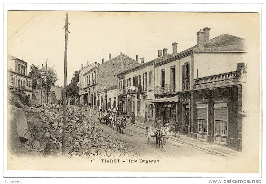 Carte Postale Ancienne Algérie - Tiaret. Rue Bugeaud - Tiaret
