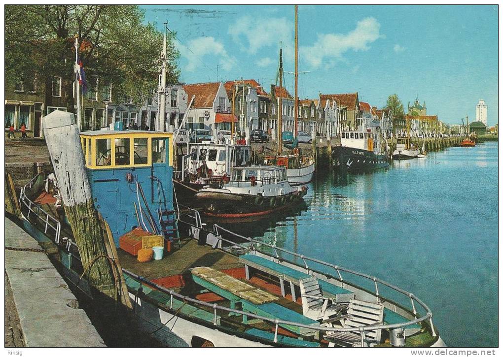 Zierikzee  Nieuwe Haven - Port - Harbour.  A-712 - Zierikzee