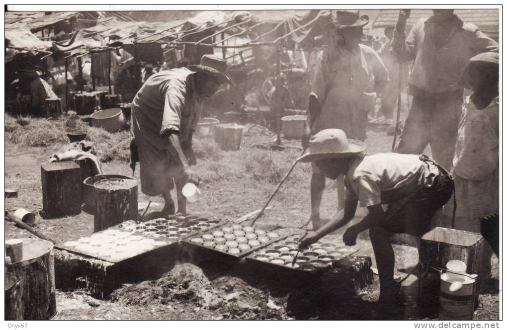 Carte Photo - Beignets Malgaches - MADAGASCAR - METIER - VOIR 2 SCANS - - Madagaskar