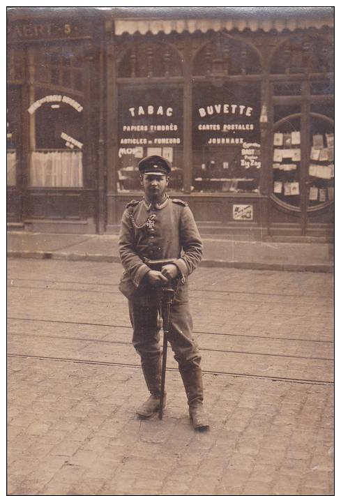 Soissons Devant Une Buvette  Weihnachten 1914 !!!Carte Photo  Allemande  Feldpost - Soissons