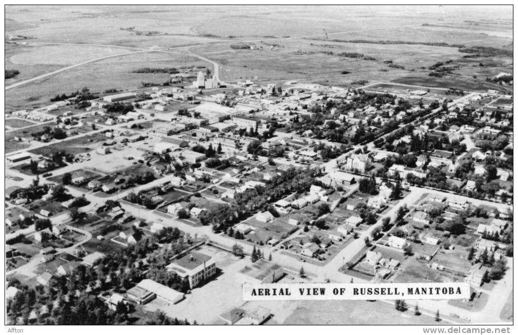 Russell Manitoba Old Postcard - Andere & Zonder Classificatie