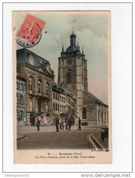 Jan13     5959297    Avesnes  La Place D'armes N° 28 - Avesnes Sur Helpe