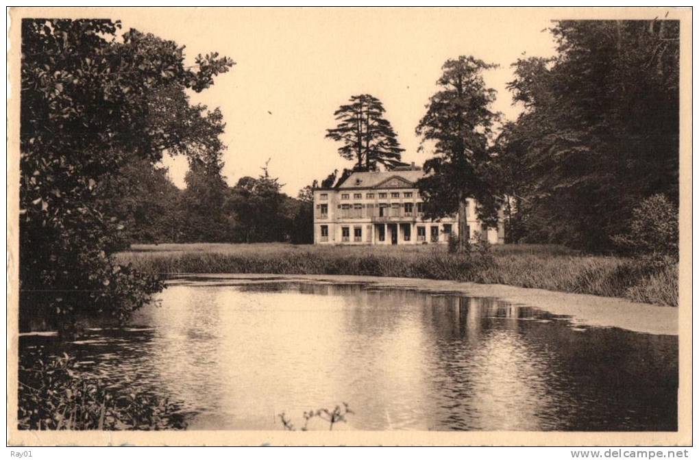 BELGIQUE - FLANDRE OCCIDENTALE - OOSTKAMP - Kastel Kroonhove - Château. - Oostkamp