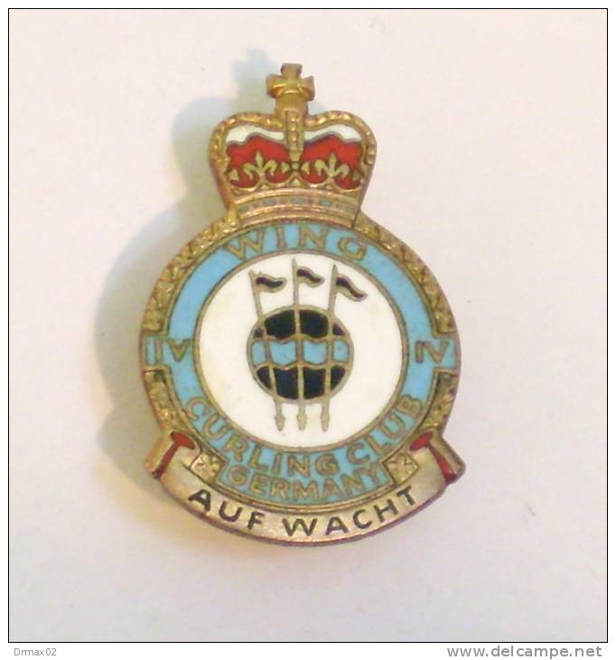 WING CURLING CLUB Germany / AUF WACHT / Deutschland Allemagne - VINTAGE ENAMEL PIN On Screw - Winter Sports