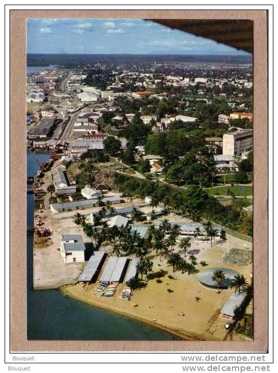 CAMEROUN - CPM - DOUALA - 3912 - VUE AERIENNE - LA PLAGE - éditeur  IRIS - Camerun