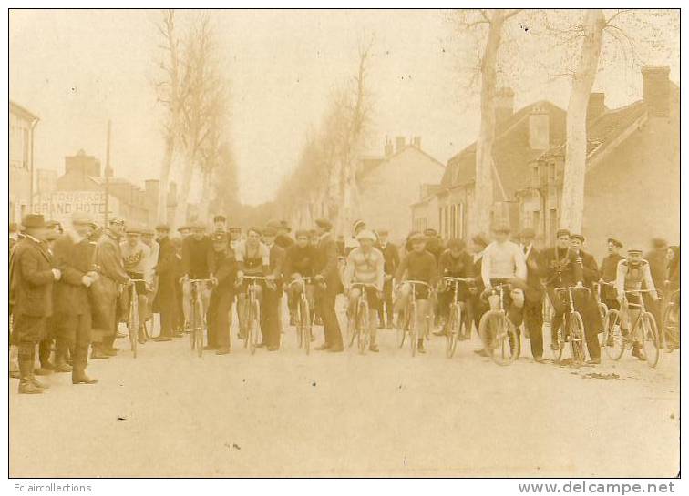 Sport  Cyclisme Carte Photo A Localiser    Départ D'une Course  ( Dos Vierge) Aucun Indice  Sur Un Maillot  Cycle Alcyon - Wielrennen