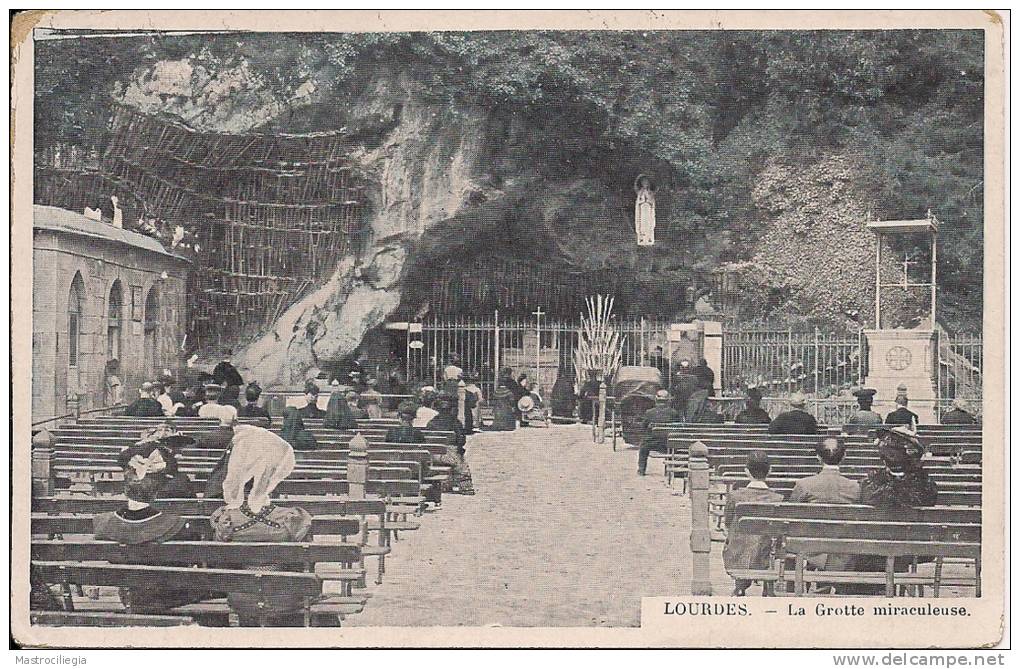 FRANCIA  HAUTES PYRENEES  LOURDES  La Grotte Miraculeuse - Lourdes