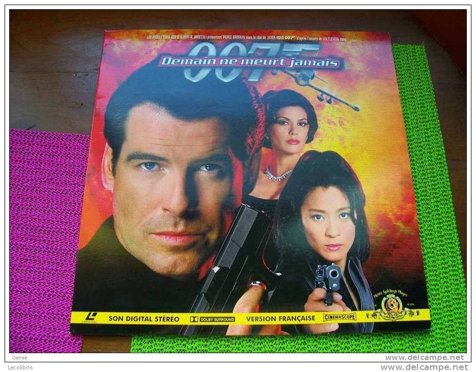 007 NE MEURT JAMAIS JAMES BOND °°° °  LASERDISC - Otros