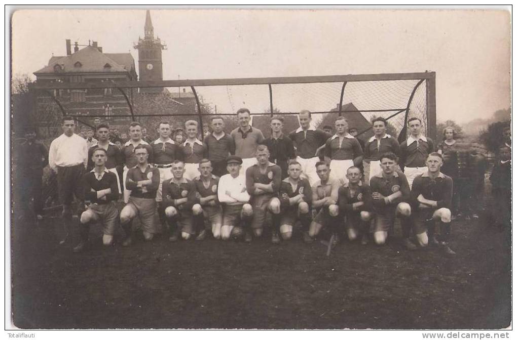 Wilkau Haßlau Fußball Alte Herren Mannschaft Niederhaßlau Fritz Vogt 4. V Rechts Private Fotokarte Ungelaufen - Zwickau