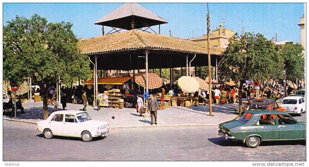 Figueras: SEAT 850 4 PUERTAS, RENAULT 12 - Plaza Del Commercio Mercado - Car/Auto - Spain - Voitures De Tourisme