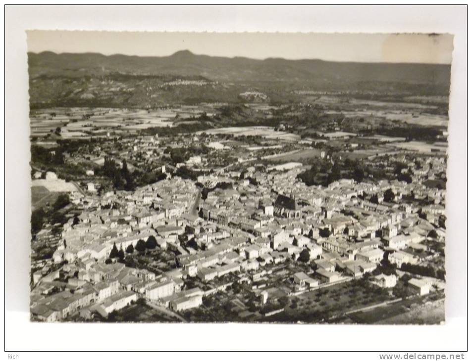 CPSM  63 Puy De Dôme - VIC Le COMTE - Vue Générale Aérienne - Vic Le Comte