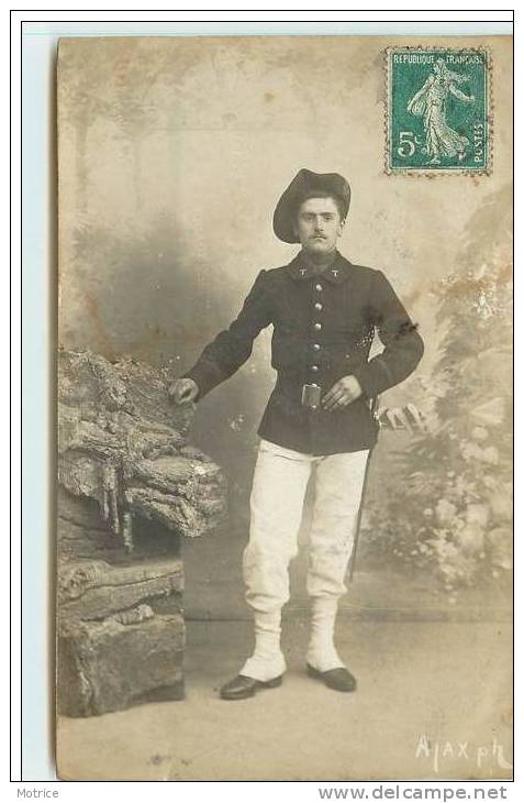 REMIRMONT  - Portrait Soldat 15em Chasseurs (carte Photo) - Regiments