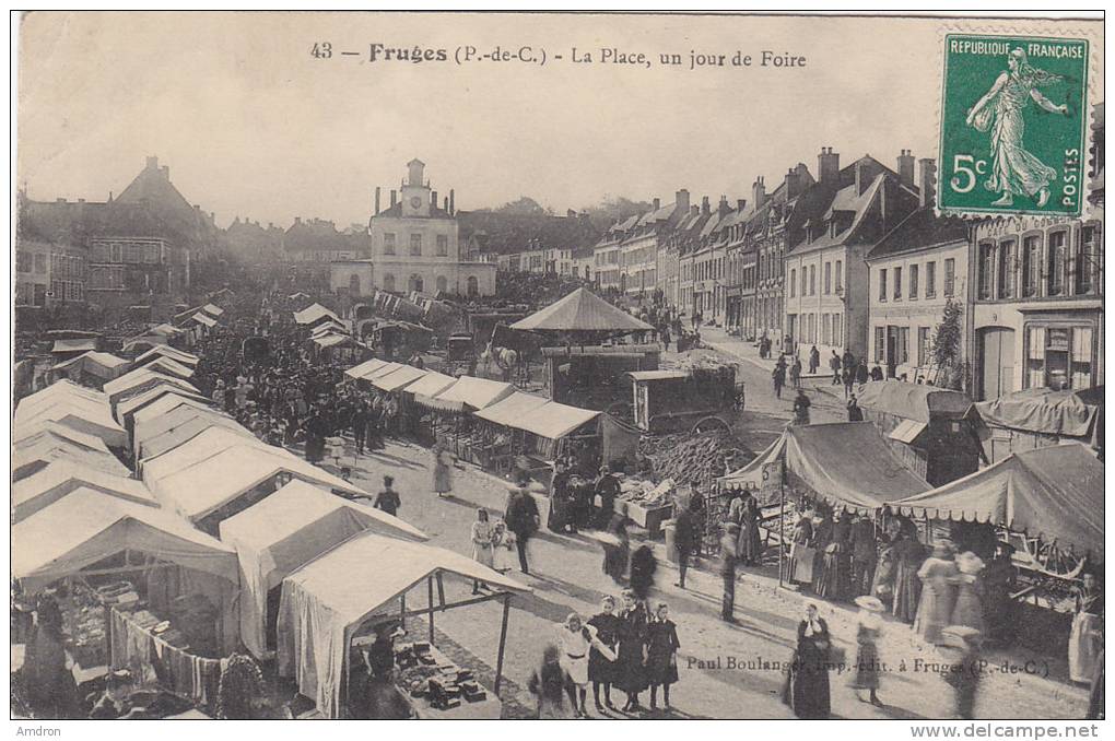 (XXI) Fruges - La Place, Un Jour De Foire - Fruges