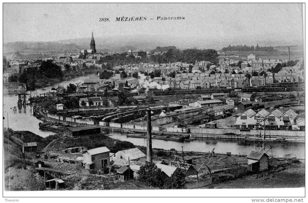 MEZIERES    PANORAMA - Charleville