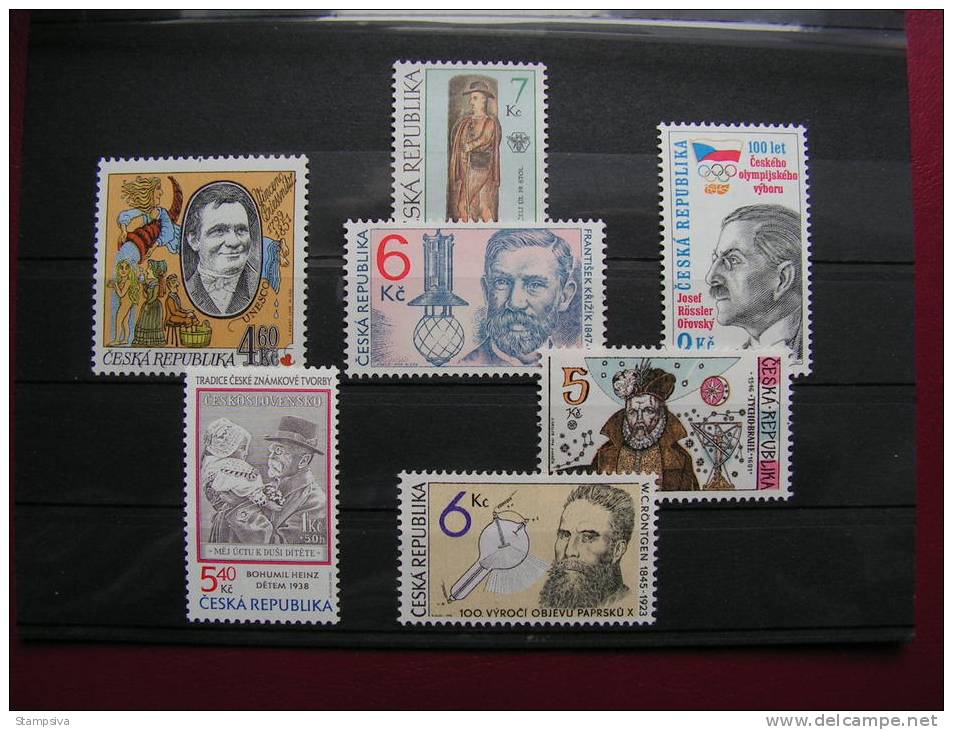 == CSR  LOt    ** MNH Weit  Unter Postpreis.. 1 € =  Ca. 24,00 Kronen - Collections, Lots & Series