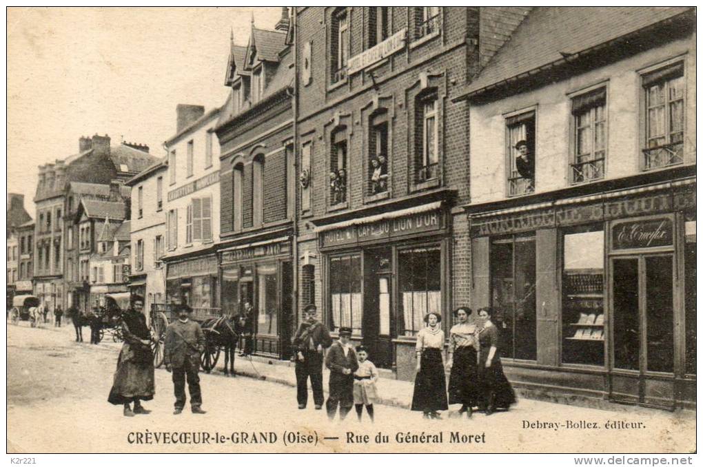 CREVECOEUR LE GRAND Rue Du Général Moret - Crevecoeur Le Grand