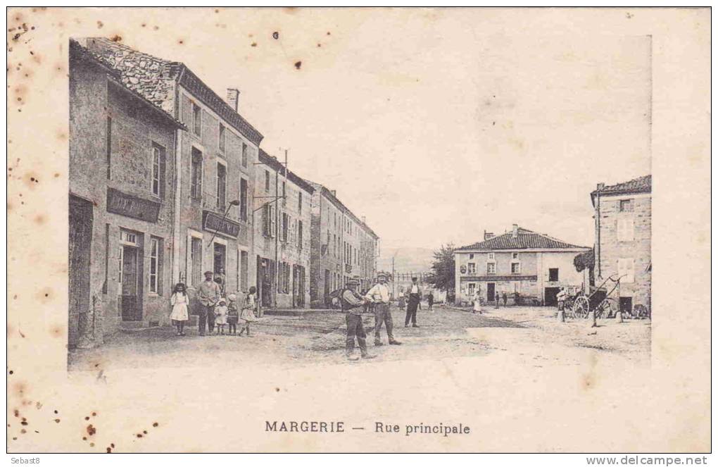 MARGERIE RUE PRINCIPALE - Otros & Sin Clasificación