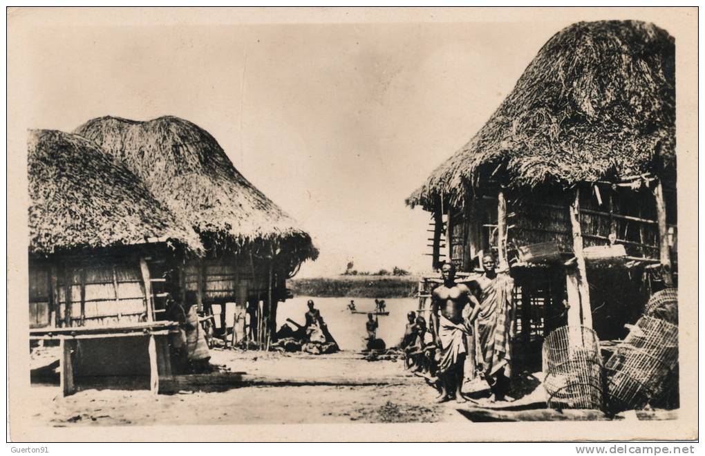 ( CP SM PF AFRIQUE )  DAHOMEY  /  PORTO-NOVO  /  Village Sur Le Bord De La Lagune  - - Dahomey