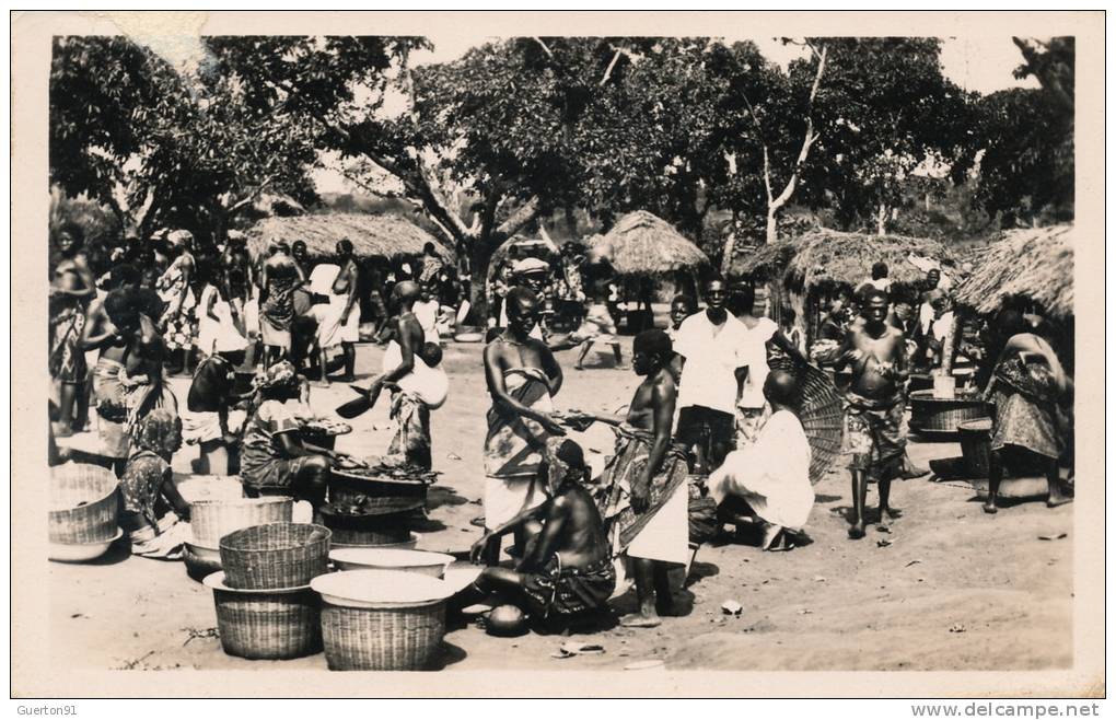 ( CP SM PF AFRIQUE )  DAHOMEY  / Banlieue De COTONOU  /   Coin Du Marché  - - Dahomey