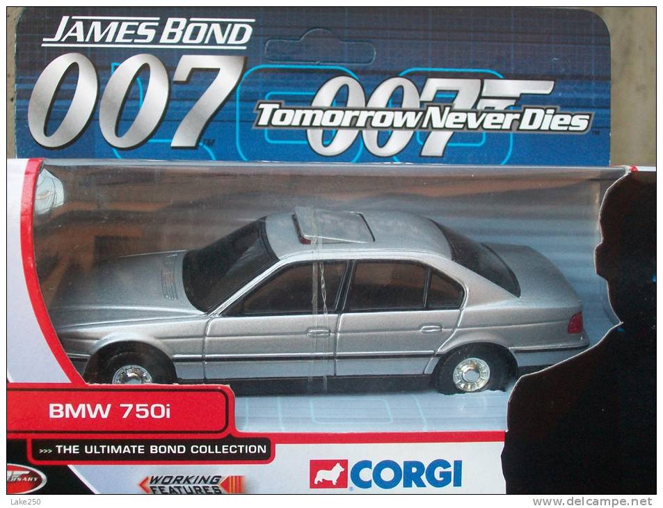 CORGI TOYS - SERIE 007 BMW 750 I  AVEC SA  BOITE  Scala 1/36 - Corgi Toys