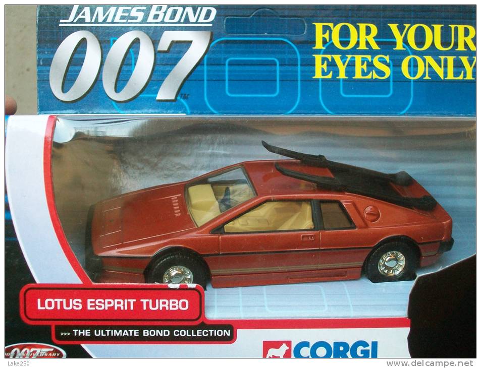 CORGI TOYS - SERIE 007 LOTUS ESPRIT TURBO AVEC SA  BOITE  Scala 1/36 - Corgi Toys