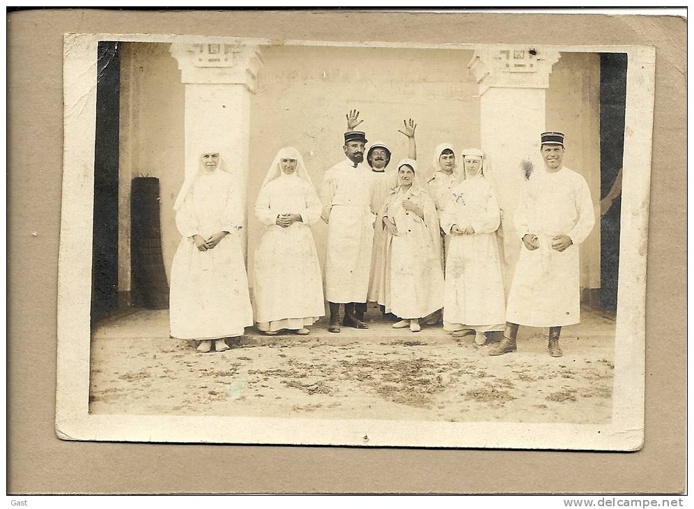 FEZ   PHOTO  GROUPE  D INFIMIERES  ET  DE  MEDECINS    DE  L   HOPITAL - Fez