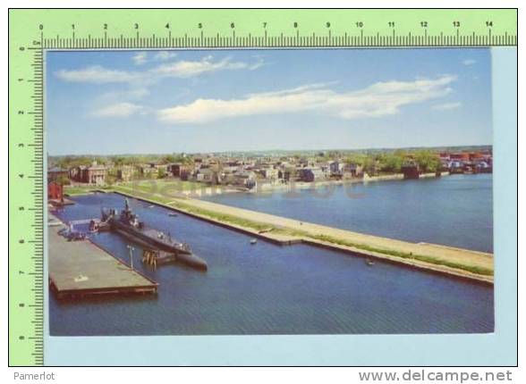 Submarine ( At Derby Wharf Massachusetts) Post Card Carte Postale - Guerra