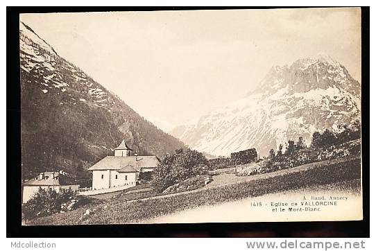 74 VALLORCINE / Eglise Et Le Mont Blanc / - Autres & Non Classés