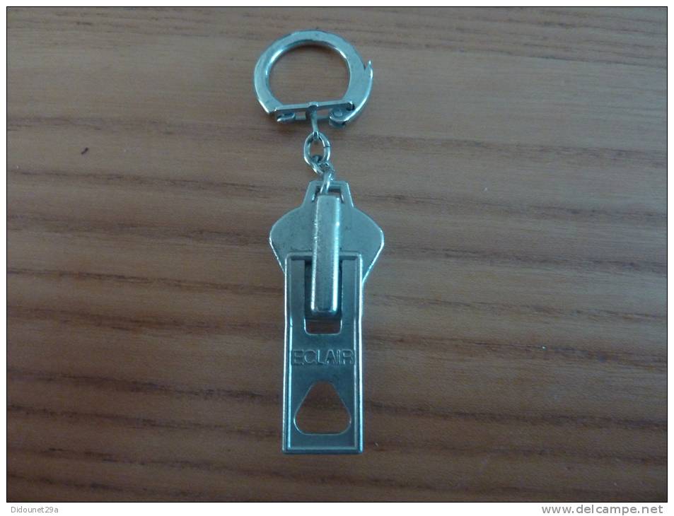 Porte-clefs Métal "ECLAIR / EXIGEZ LA VRAIE" - Porte-clefs