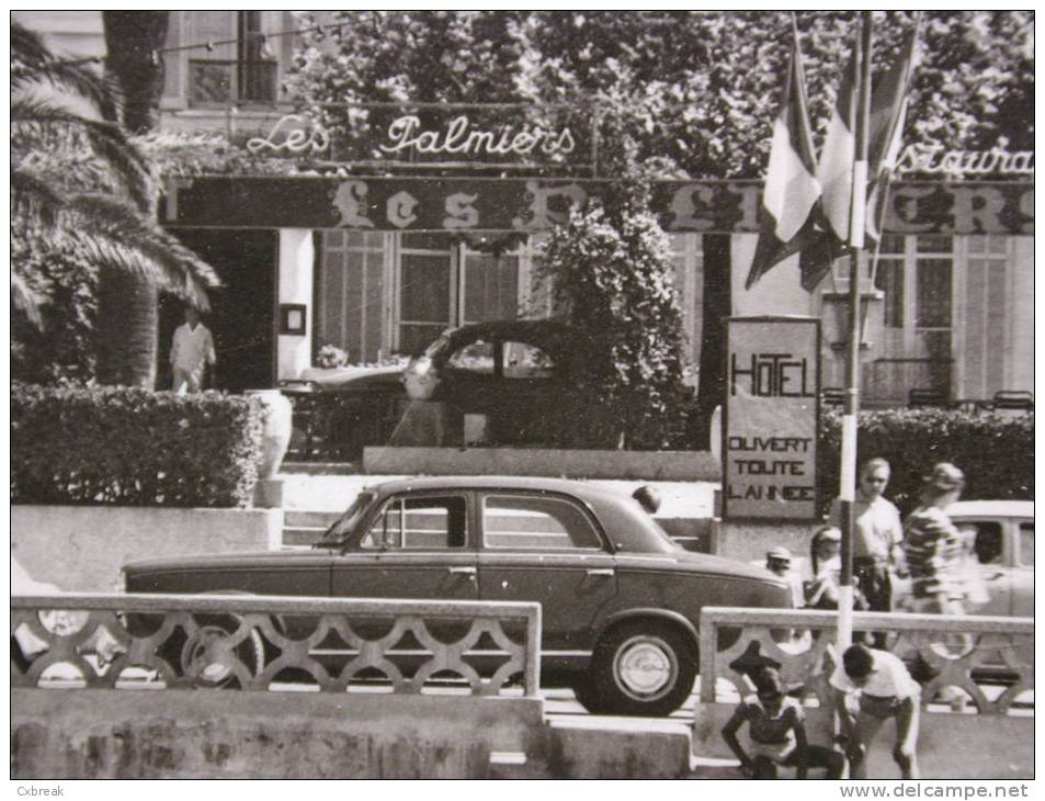 Citroen HY, Vespa 400, Peugeot 403, Fiat 1100, + Auto à Identifier... , Sainte Maxime - PKW