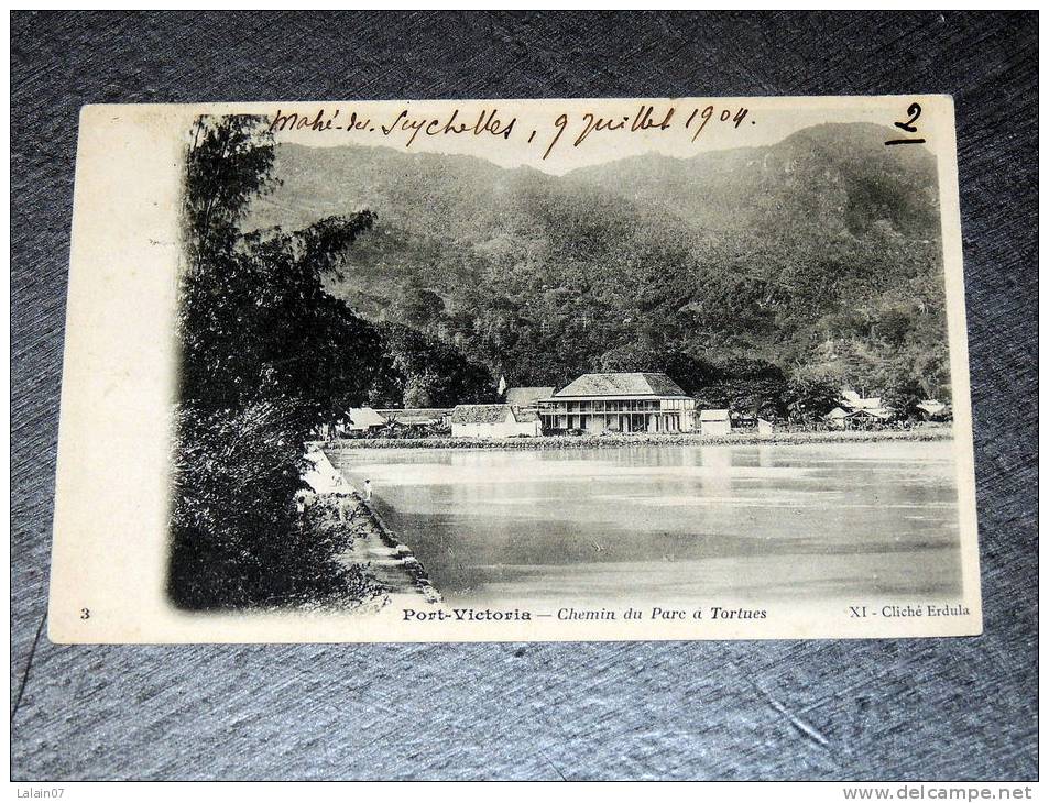 Carte Postale Ancienne : SEYCHELLES : MAHE : Chemin Du Parc à Tortues Avec Timbre - Seychellen