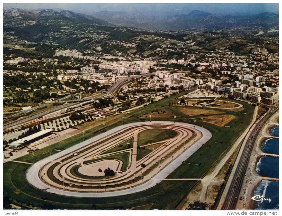 (444) France - Hippisme - Cagne Sur Mer - Horse Racing - Reitsport