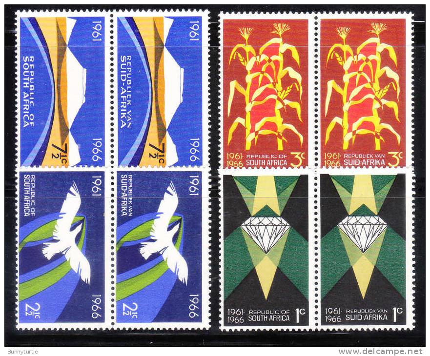 South Africa 1966 5th Anniversary Independence Diamond Maize Pair MLH - Unused Stamps