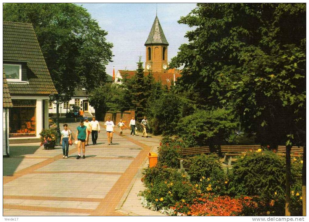 01059 WYK Auf FÖHR - Blick Auf Die Mittelstraße Und Den Glockenturm In Wyk - Föhr